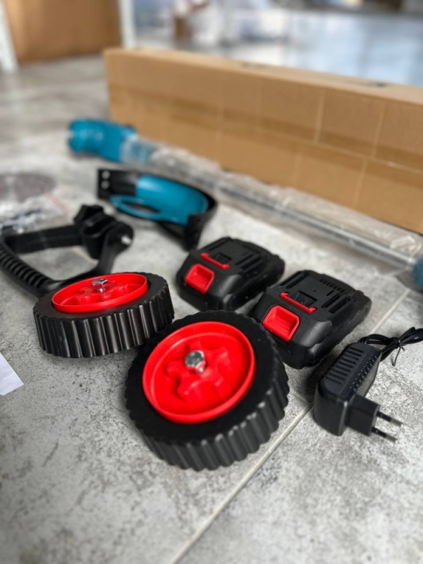 Триммер МК на колесах 2 АКБ Триммер МК на колесах 2 АКБ