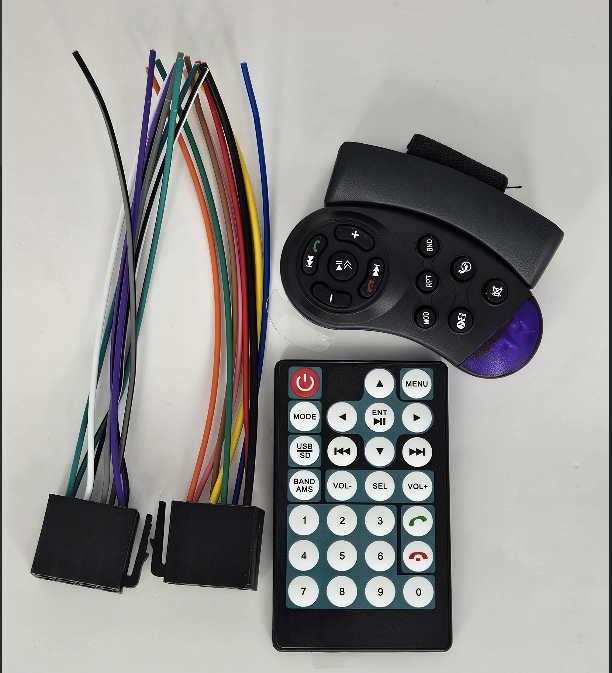 Универсальная магнитола 7018В