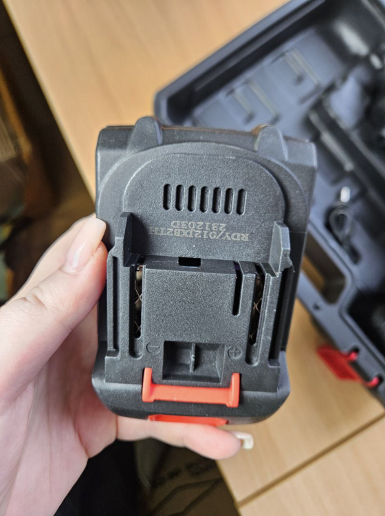 Аккумуляторная мойка высокого давления 1 акб