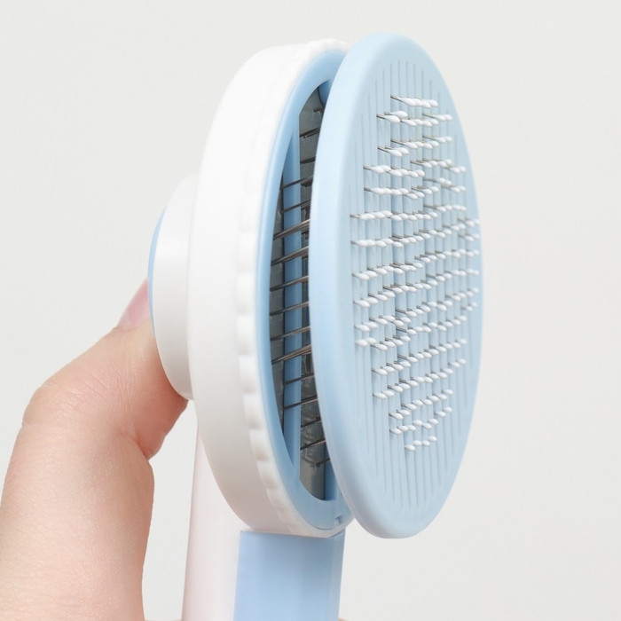 Пуходёрка пластиковая с функцией самоочистки, 7,7 х 19,1 см, голубая Пуходёрка пластиковая с функцией самоочистки, 7,7 х 19,1 см, голубая