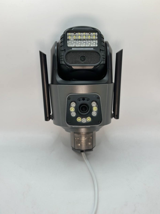 Камера видеонаблюдения с SD-картой Камера видеонаблюдения с SD-картой