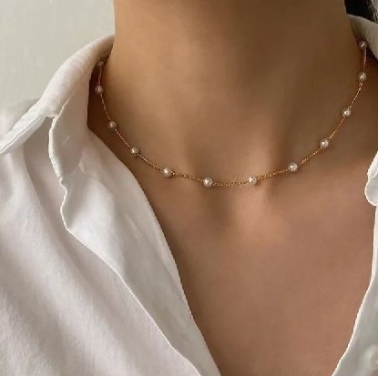 Золотое колье Dancing Bullet Золотое колье Dancing Bullet