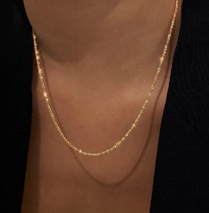 Золотая цепочка-чокер Золотая цепочка-чокер