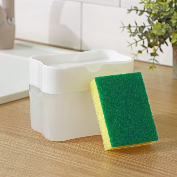 Дозатор для моющего средства с подставкой для губки Доляна, губка в комплекте, 385 мл, цвет белый Дозатор для моющего средства с подставкой для губки Доляна, губка в комплекте, 385 мл, цвет белый