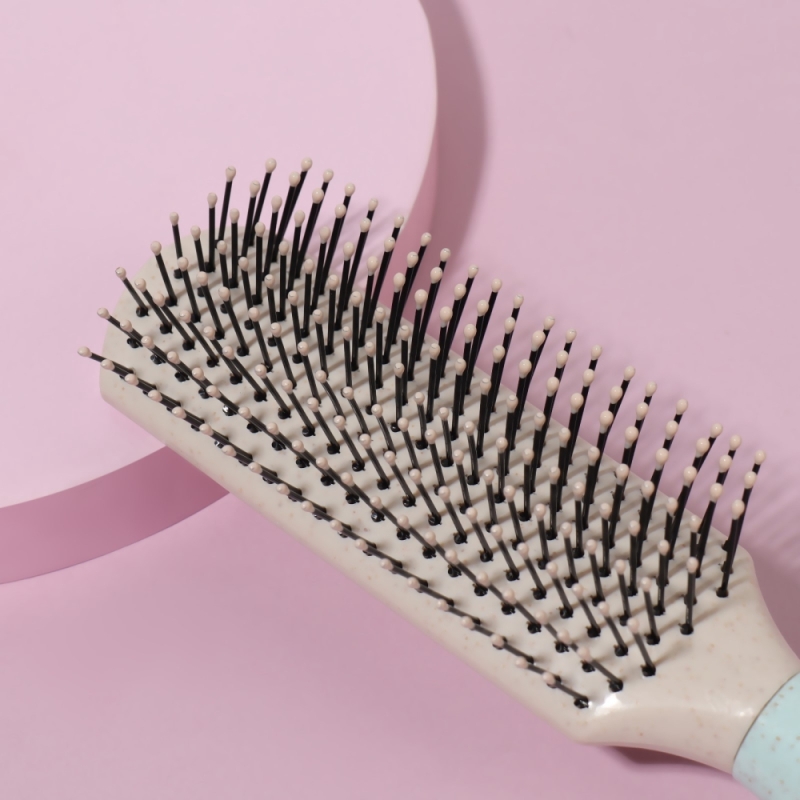 Расчёска массажная, 4 × 23 см, цвет МИКС Расчёска массажная, 4 × 23 см, цвет МИКС