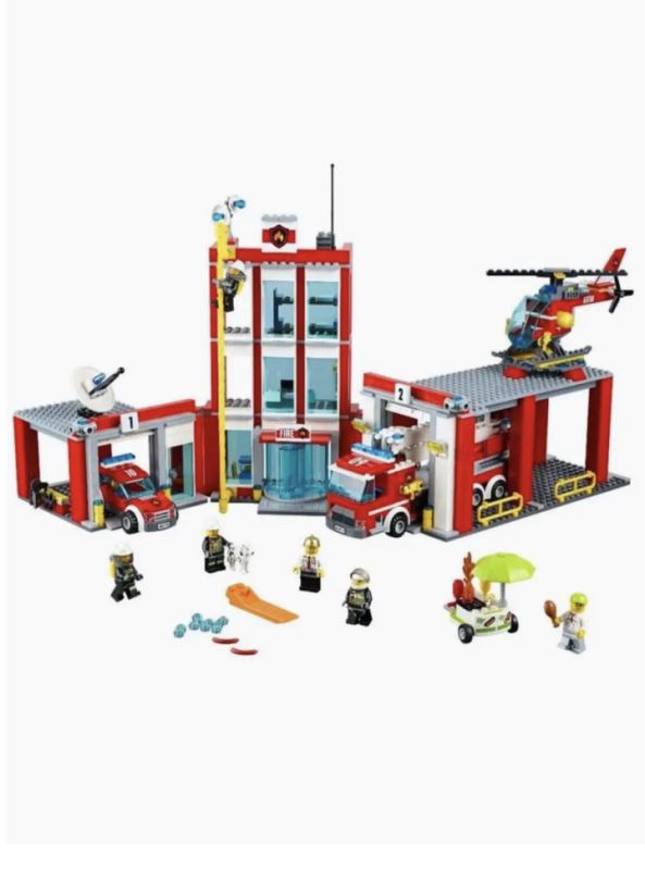 Конструктор Сити Пожарная станция 919 деталей