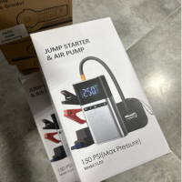 Портативное Пусковое устройство Jump starter с воздушным компрессором 4в1